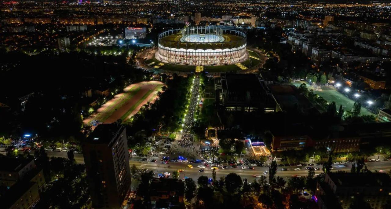 National Arena Studio 2 Бухарест Экстерьер фото